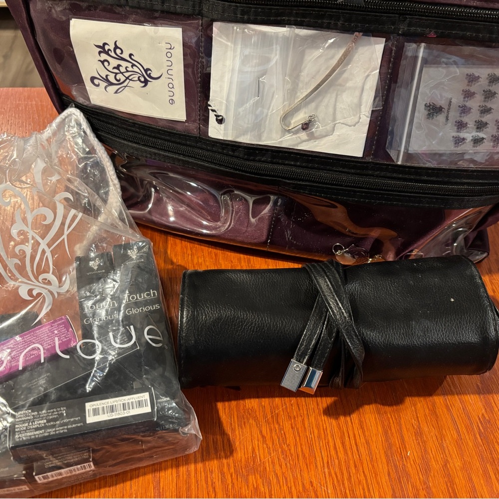 Huge Younique Makeup Bundle!!